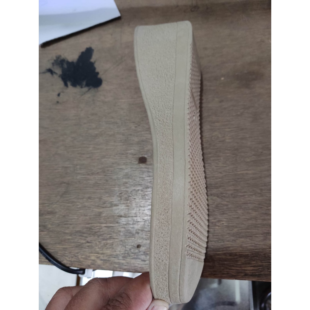 sol sandal sepatu wedges cewek karet mentah tapak sepatu wanita alas