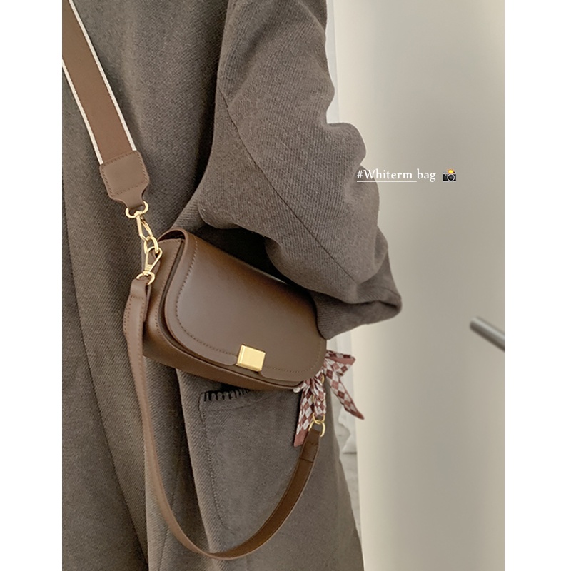 Suhao all-match ins messenger bag female 2022 fashion niche baru yang trendi tas ketiak retro tas pelana bahu tunggal