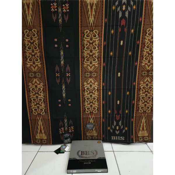 MEWAH sarung BHS SGE& SJE MASTERPIECE GOLD & SILVER