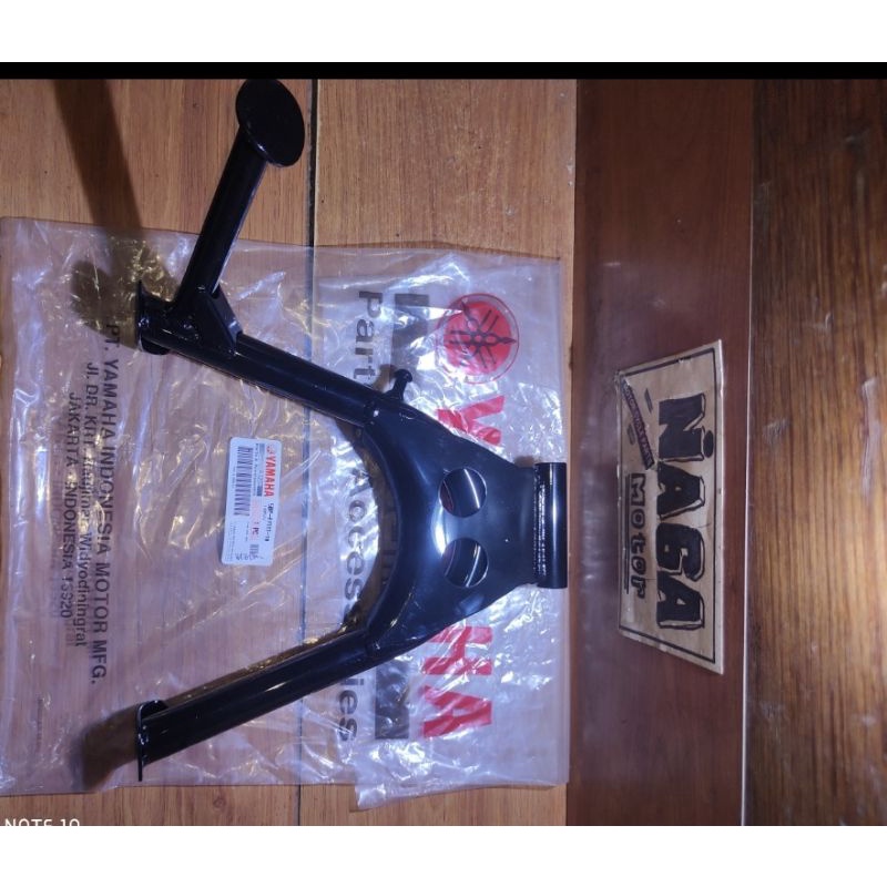 Standar Tengah Scorpio 5BP-F7111-00 Original YGP