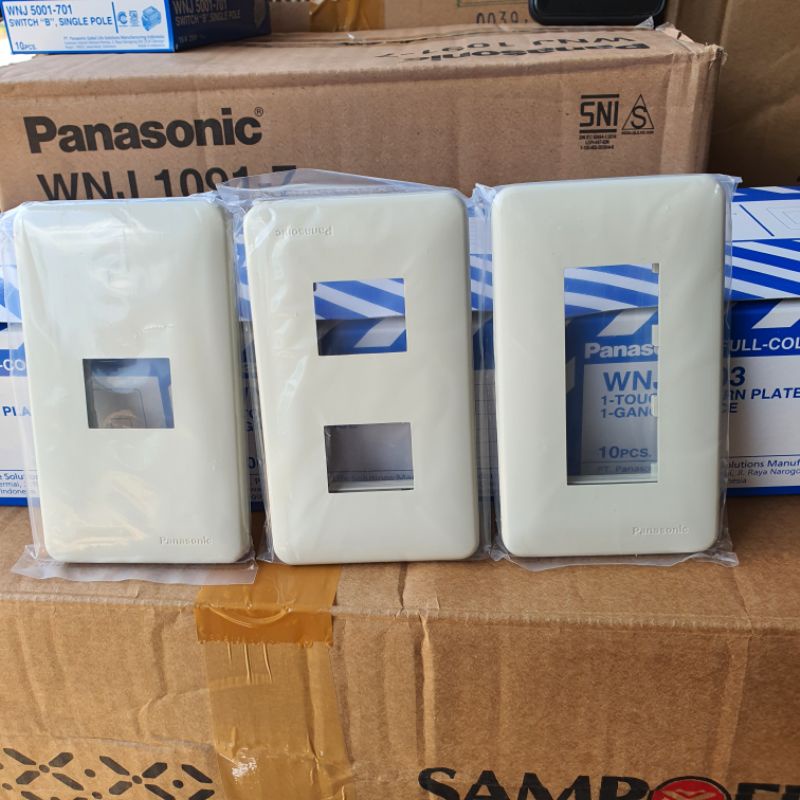 FRAME PAPAN LUBANG SAKLAR STOP KONTAK PANASONIC WNJ6801/6802/6803 MODEL LAMA