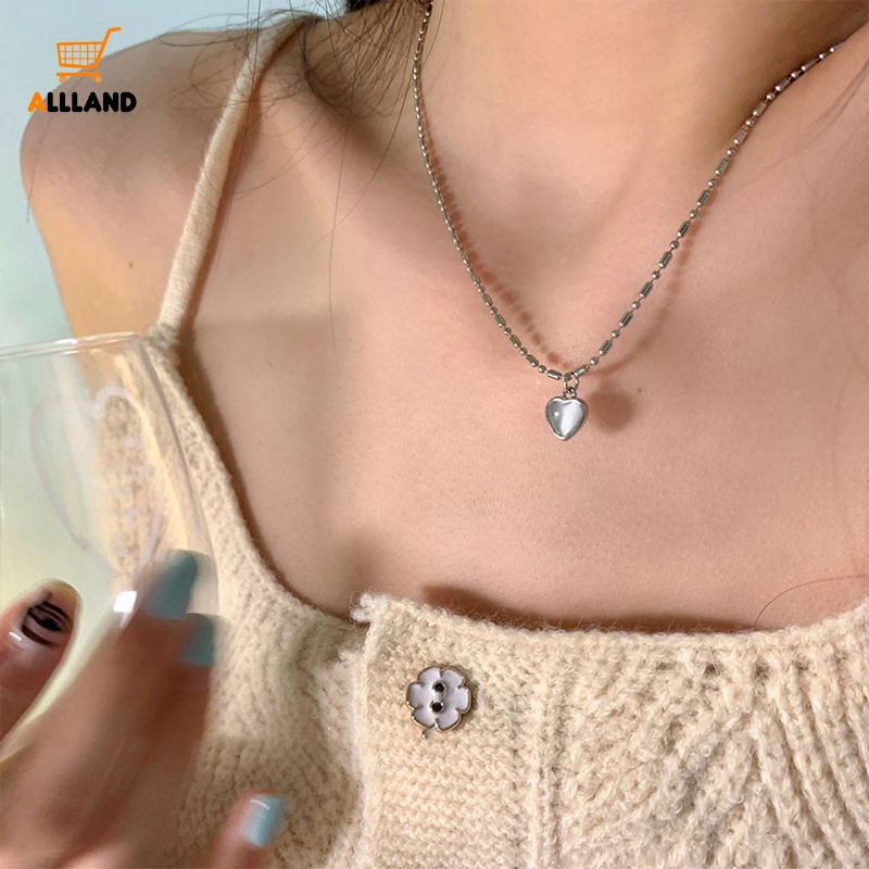 Kalung Rantai Klavikula Hias Liontin Hati Kristal Opal Warna Silver Untuk Perempuan