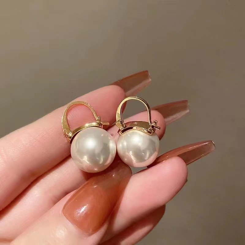 Anting Mutiara Besar Gaya Retro Korea anting titanium Anting tusuk Aksesoris Fashion