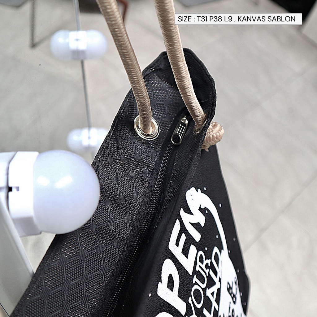 Tas tote Totebag hitam Wanita Kanvas warna gelap sablon gambar motif tali sumbu tambang murah semarang bisa COD