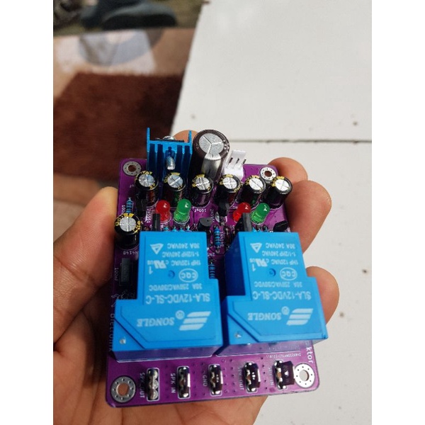 SPIKER PROTECTOR STEREO DOBEL LAYER