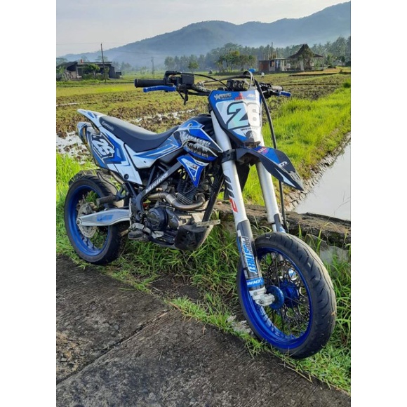 spakbor depan husqvarna cr65  dan papan nomor CRF 250