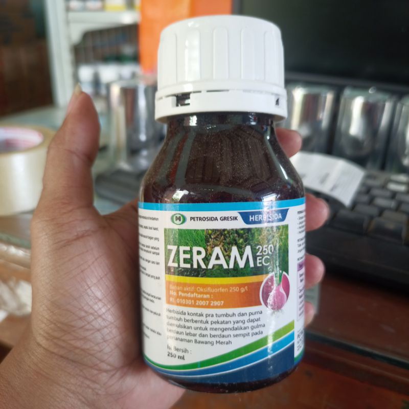 Zeram 250 EC 250 ml Herbisida Selektif untuk Bawang Merah