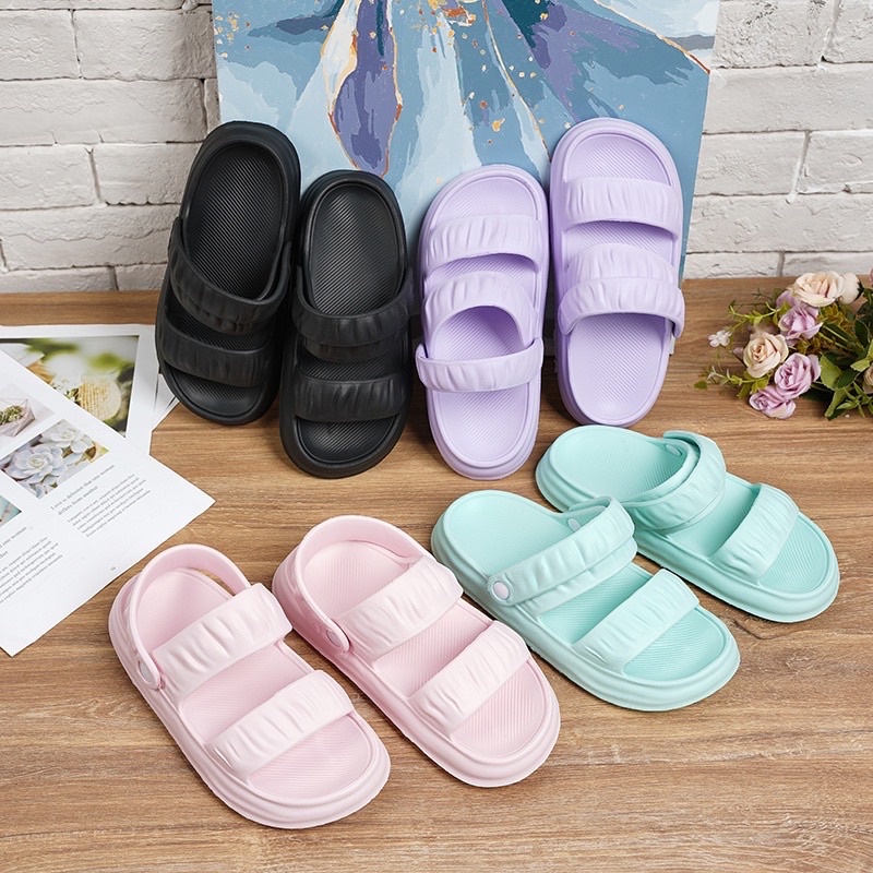 Sandal Jelly Wanita Import Terbaru /Sepatu Sandal Rumah Wanita Musim Panas Terbaru / Sandal Murah Non-Slip Sandal Bawah Tebal Lembut Promo Mitra