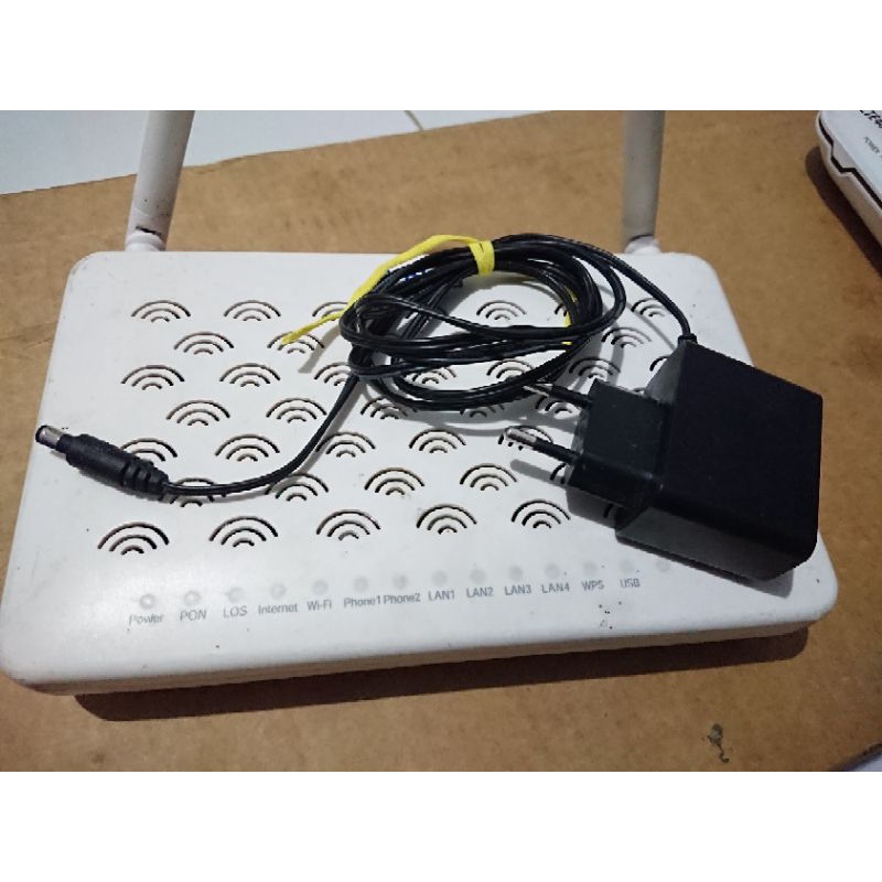 ZTE PLAY MEDIA  ONT ZXHN F660