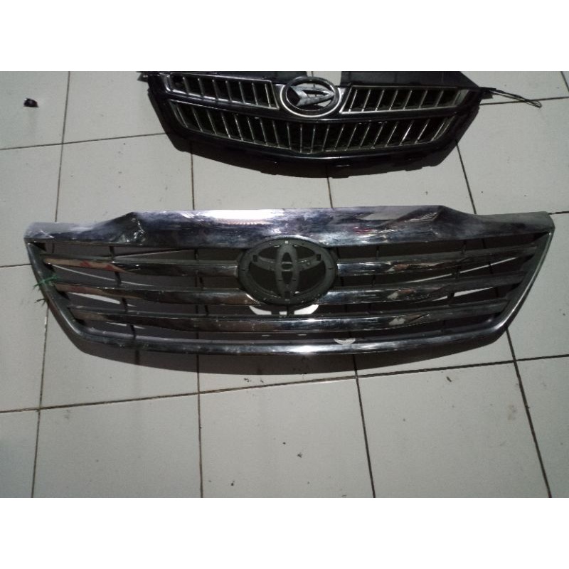 grill Fortuner tahun 2012