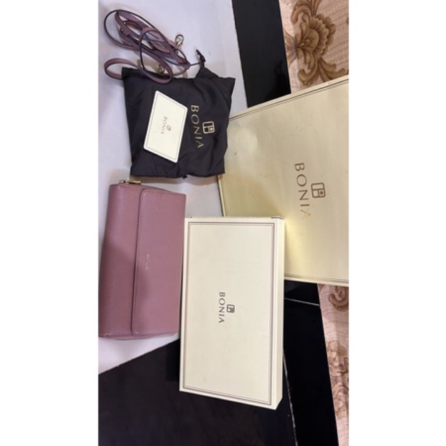 preloved dompet bonia original