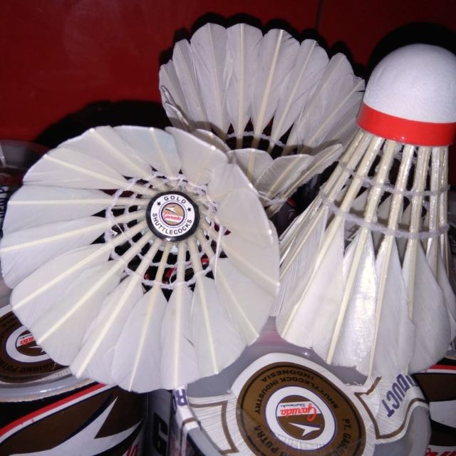 SHUTTLECOCK KOK BADMINTON GARUDA GOLD PUTIH SHUTTLE COCK / SHUTTLECOCK KOK BADMINTON GARUDA GOLD