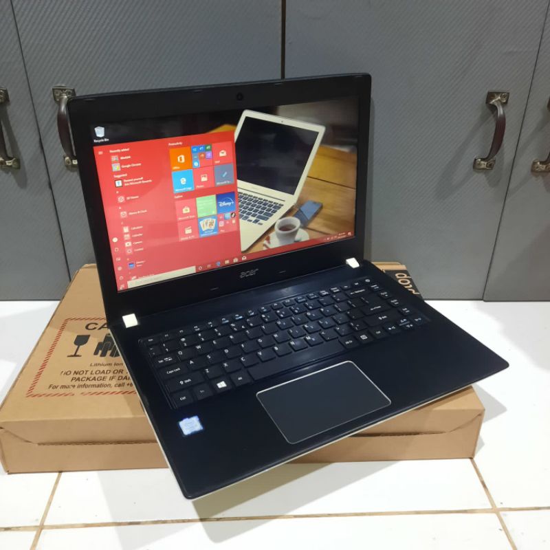 Laptop Acer Aspire E5-475G Core i3-6006U Gen 6Th  Ram 4Gb/ HDD 500Gb VGA HD Graphic 520 Windows 10 Layar 14inch