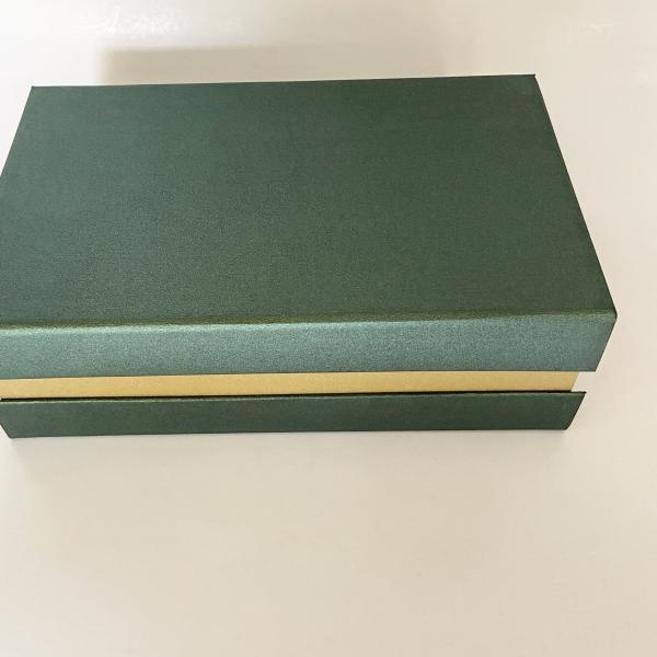 

Box Model magnet / Box Seserahan / Gift Box / kotak kado (24,5x15x8)