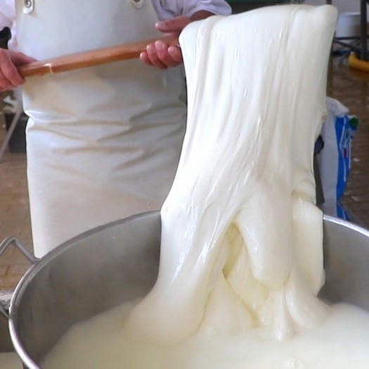 

T0P GOJEK / GRAB - ARLA MOZZARELLA CHEESE - KEJU MOZARELLA 1KG NICE