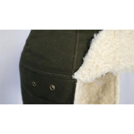 Topi Rusia (Ushanka)