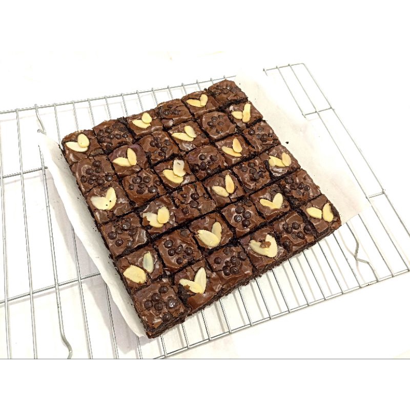 

Brownies Almond / Choco Almond sekat 36