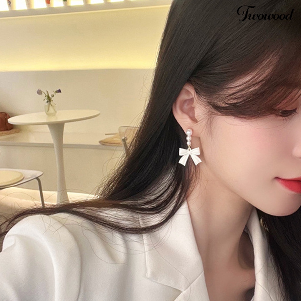 1 Pasang Anting Stud Desain Pita Aksen Mutiara Tiruan Gaya Korea Untuk Pesta