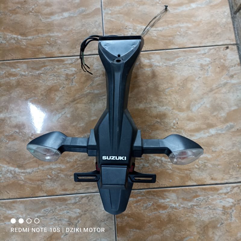 spakbor slebor belakang set Lampu Sen suzuki gsx r