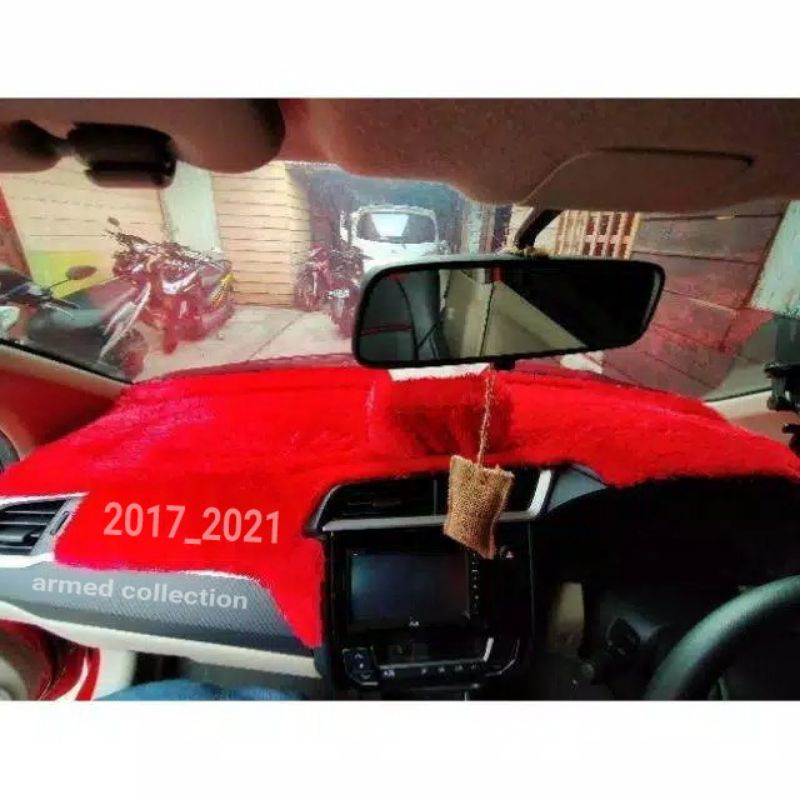 Cover dashboard Mobil Brio RS / Mobilio / Br-v-2017-2022( Bulu Rasfur)