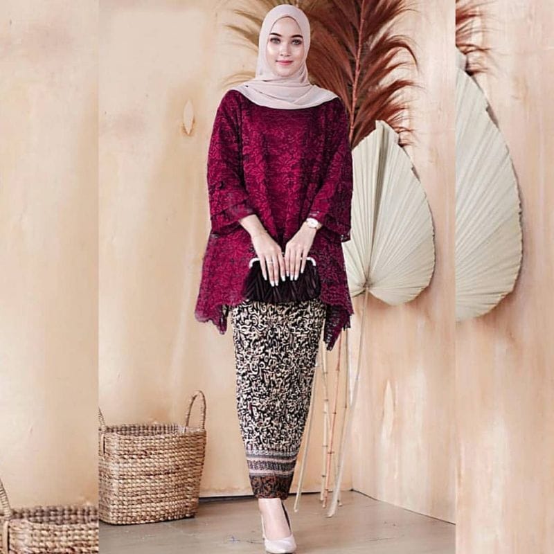 Promo Cod kebaya/SETELAN RINJANI  kebaya  ROK BATIK /kebaya brokat modern 2022 kondangan /SETELAN KEBAYA BRUKAT RINJANI -KEBAYA BROKAT MODERN PESTA KONDANGAN DAN WISUDA / ATASAN RINJANI BROKAT / KEBAYA /kebaya modern 2022 kondangan Navy