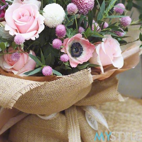 

KERTAS BUNGA KAIN GONI CM KARUNG GONI BURLAP 1 ROLL 5YARD FLOWER PAPER
