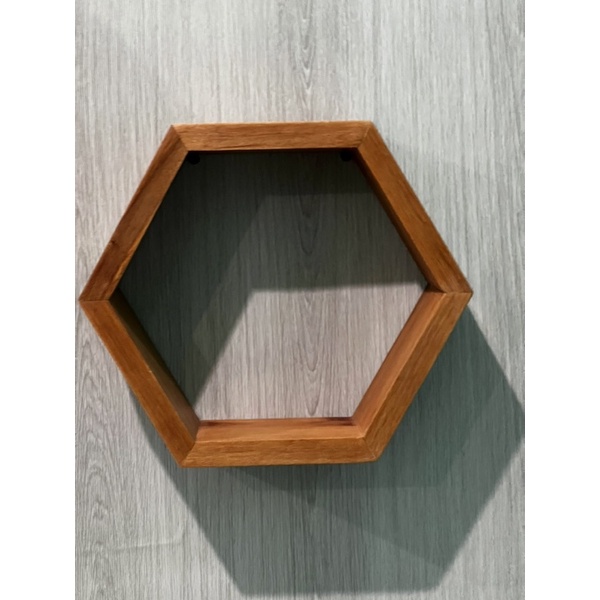 Rak dinding Hexagonal kayu ulin