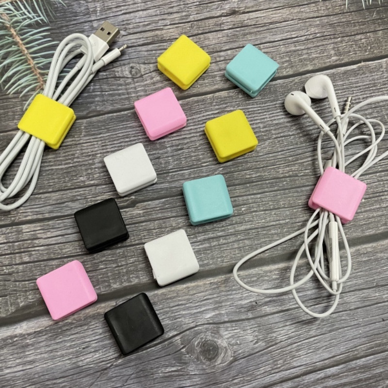 1pc Klip Organizer Kabel Data / Charger / Earphone Portable Warna Acak Untuk Rumah / Kantor / Travel