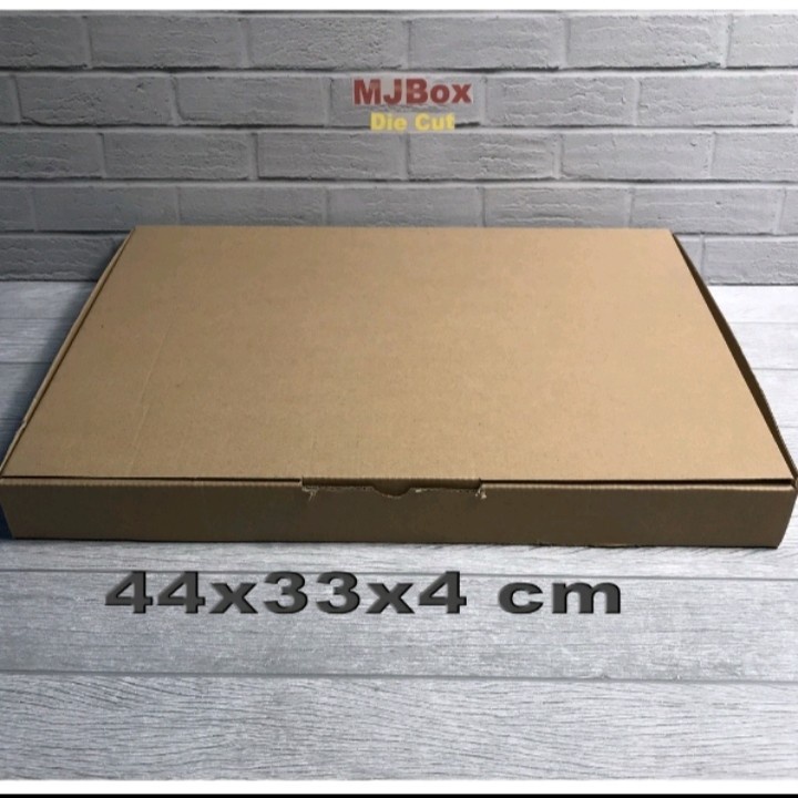 

Kardus uk. 44 x 33 x 4 cm....Die Cut karton box untuk Kotak Aksesoris