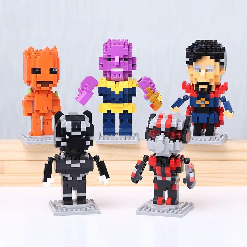 Mainan Balok Bangunan Partikel Kecil Desain Avengers Iron Man Spiderman Untuk Anak Laki-Laki Dan Perempuan