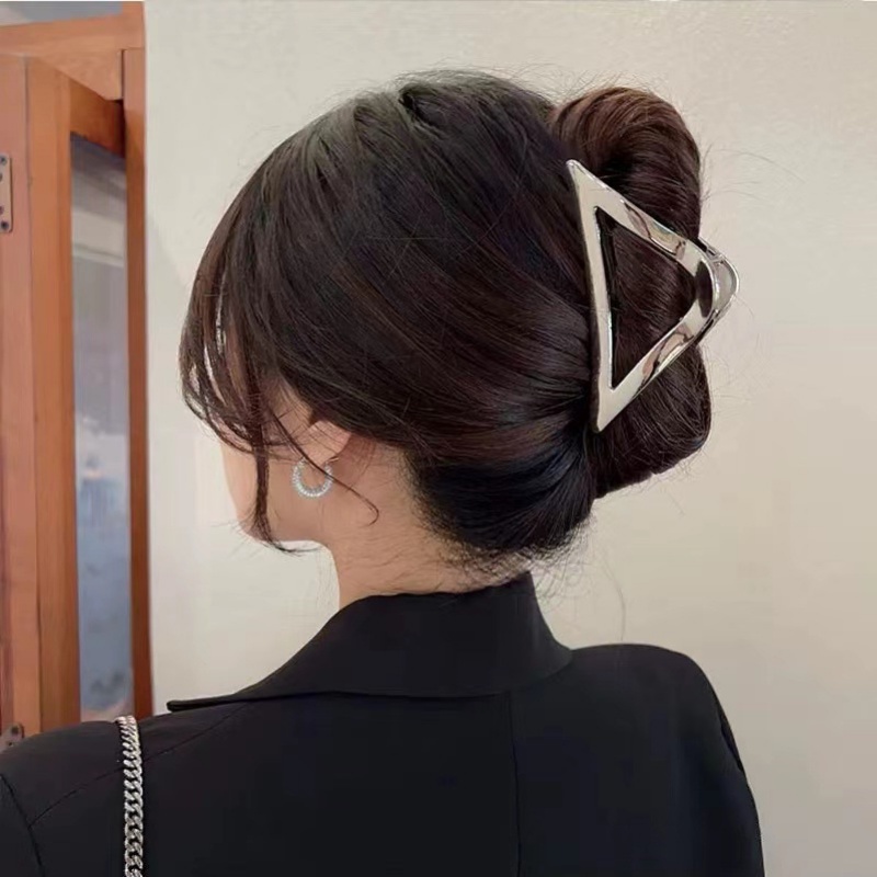 Korea Fashion Baru Sederhana Segitiga Logam Jepit Rambut