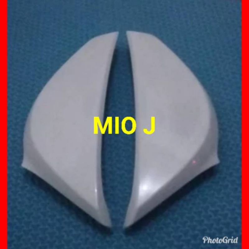 Sayap Sambungan Body Mio J Putih Yamaha Win
