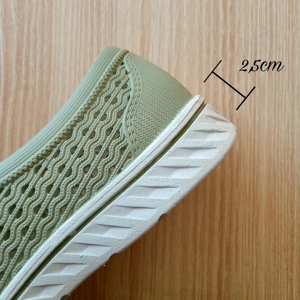 gof ATT AKL 162 SEPATU KARET SLIP ON Sepatu Cewek Anti Air Empuk Tidak Lecet Ringan