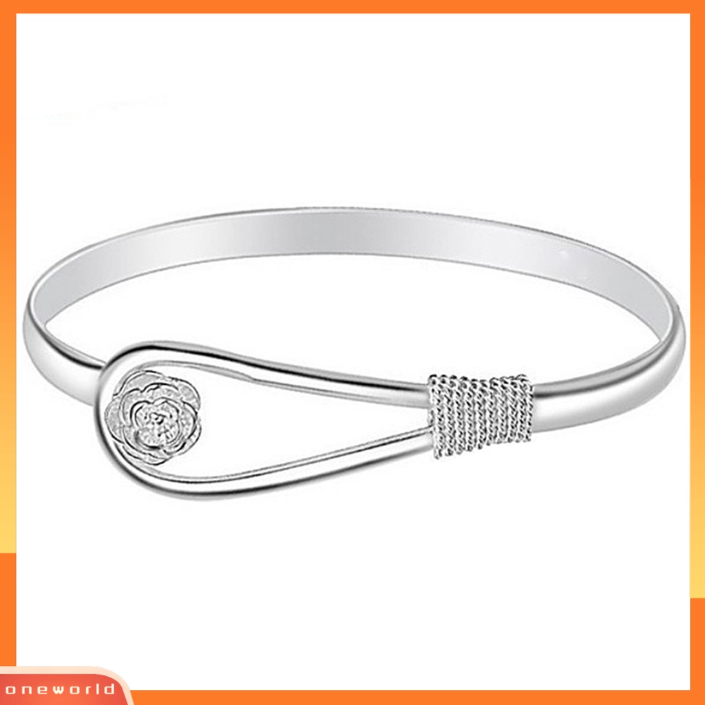 Gelang Bangle Model Terbuka Desain Bunga Bahan Alloy Untuk Wanita