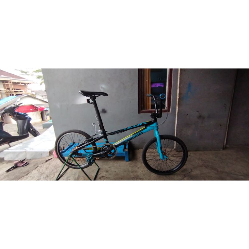 bmx polygon razor