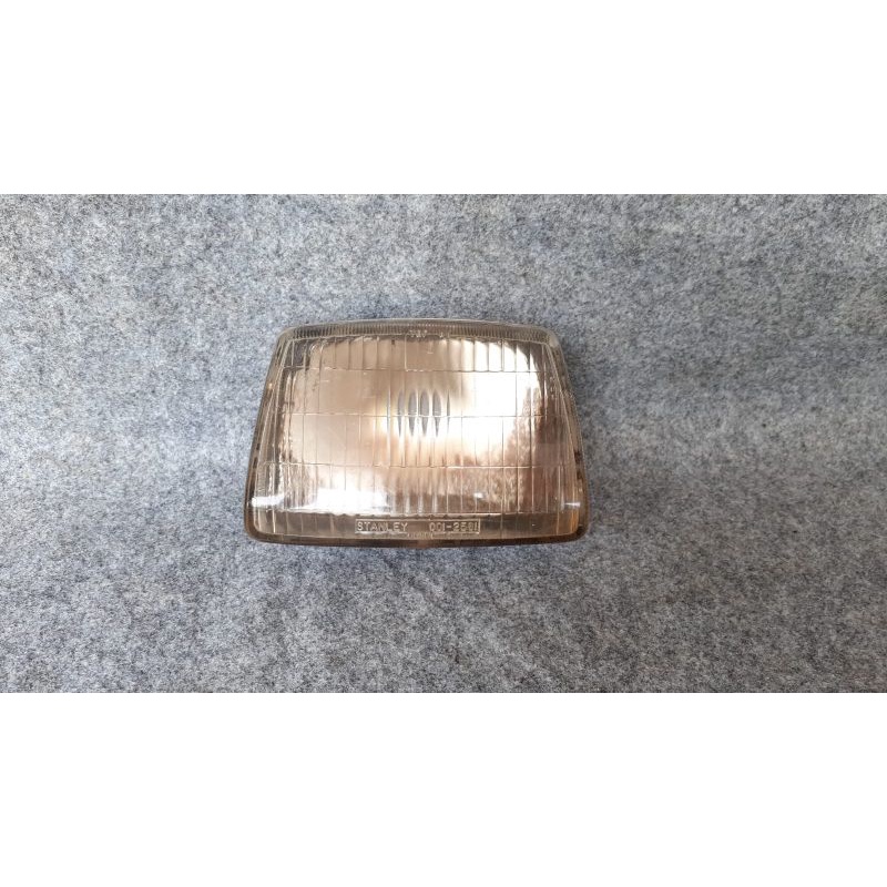 reflektor headlamp kaca lampu depan Honda c700 C700 supercup