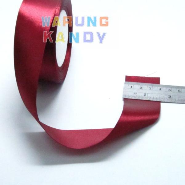 

Pita Saten 1,5" 25Yar Merah Hati 5 - PAK