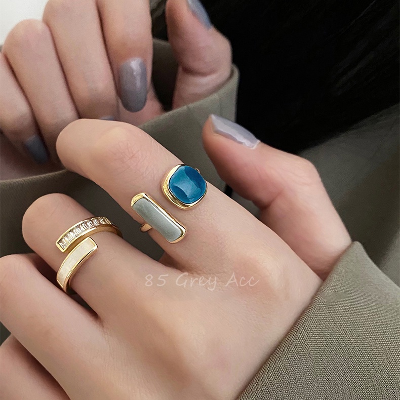 YEEZII Set Cincin Desain Hati Malaikat Bahan Resin Warna Emas Perak Gaya Vintage Untuk Wanita