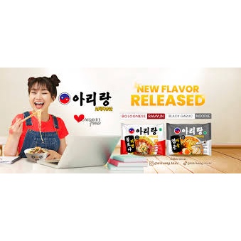 Mie Arirang Korea HALAL MUI Spicy Kimchi / Black Garlic / Bolognese Ramyun