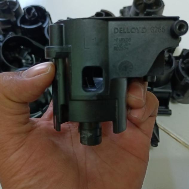breaket spion sigra dudukan spion calya sigra vios limo etios breket s - kiri, hitam