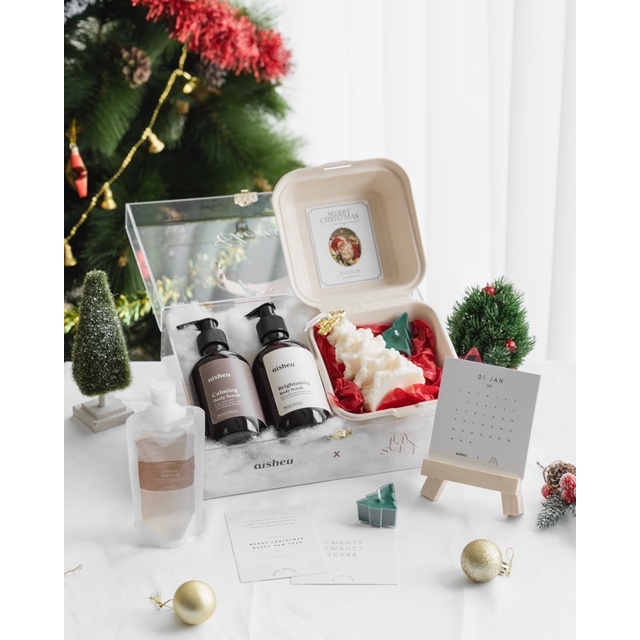 

Aisheu x Julyscentstudio "Cherish" Christmas Hampers Natal