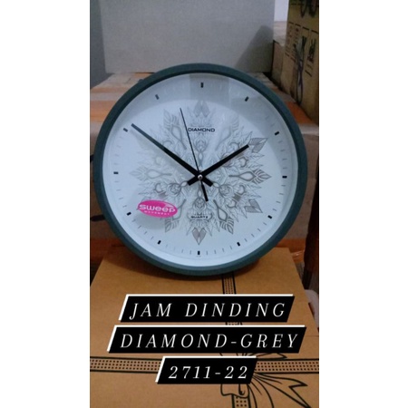jam dinding diamond