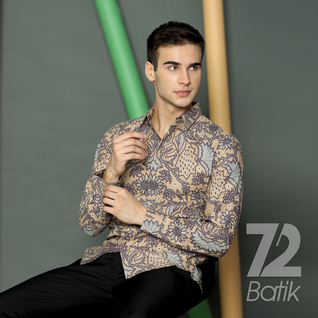 KEMEJA BATIK PRIA Lengan Panjang Premium Motif Burung Kembang Putih Tulang Cream Krem 723130 Cap 72 - Baju Kemeja Atasan Pakaian Setelan Batik Pria Cowok Laki Laki Remaja Keluarga Kantor Lengan Panjang Modern Slimfit Slim Fit Premium Kekinian