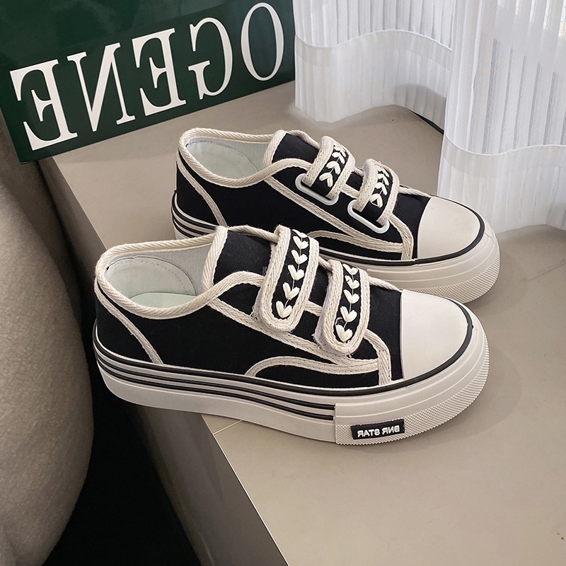 AVANCEID 1969 Sepatu Sneakers Wanita Canvas Kerja Sekolah Fashion Korea Hitam Import