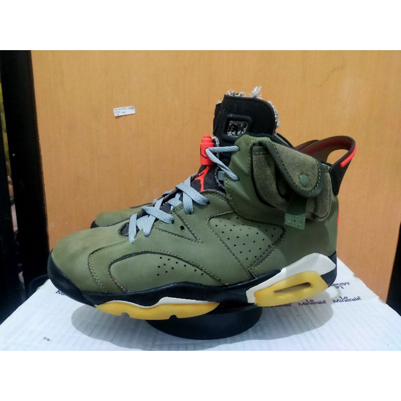 retro6 x travis scott size 41