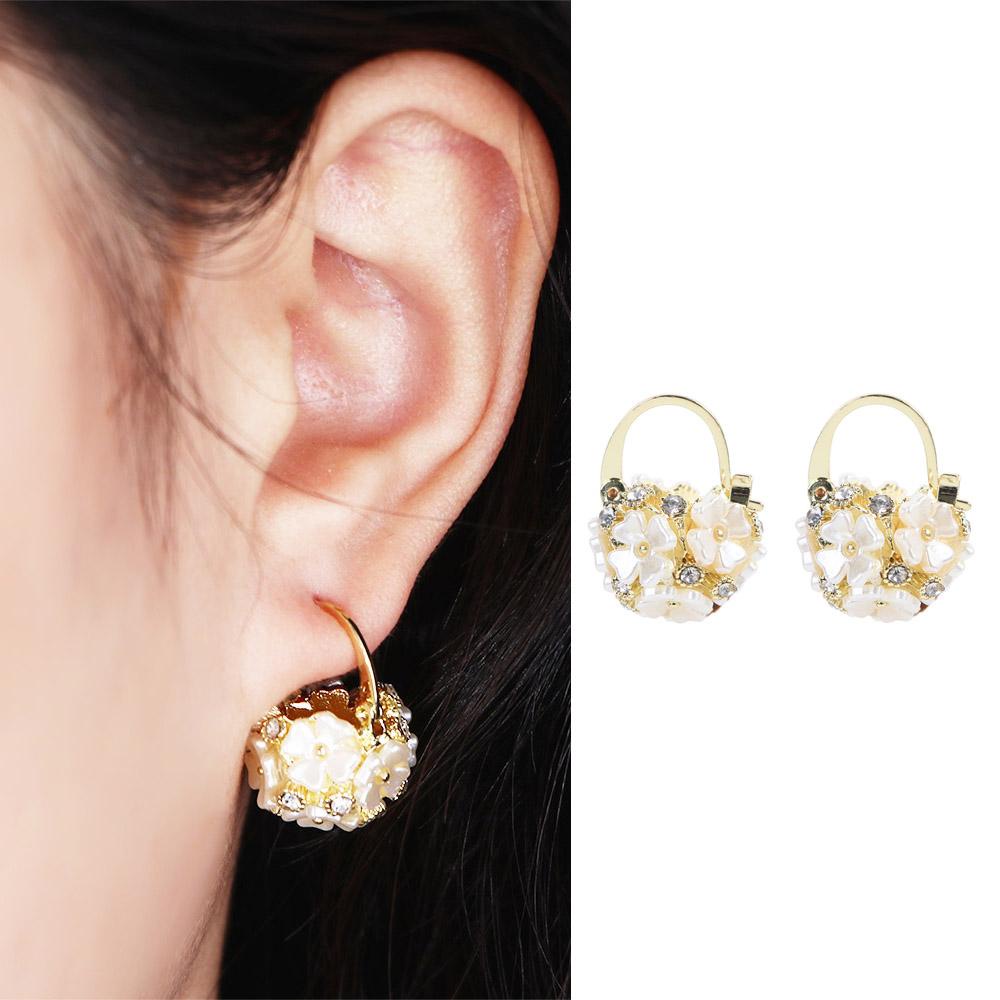 Needway Menjuntai Anting-Anting Kreatif Gadis Hadiah Anting-Anting Liontin Keranjang Bunga Daisy Tembaga Wanita Anting-Anting