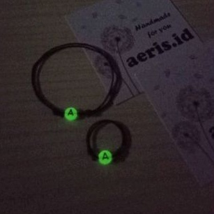 Gelang / Cincin Inisial Glow In The Dark