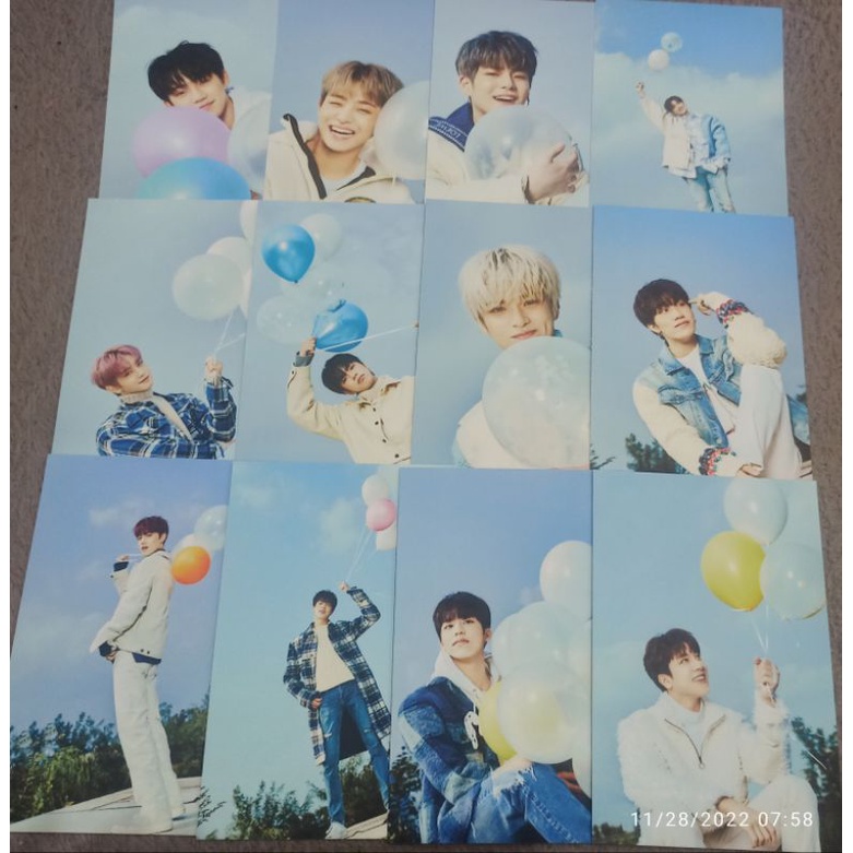 OFFICIAL LYRIC POSTER TREASURE [MY TREASURE TREASURE EFFECT ] + packaging