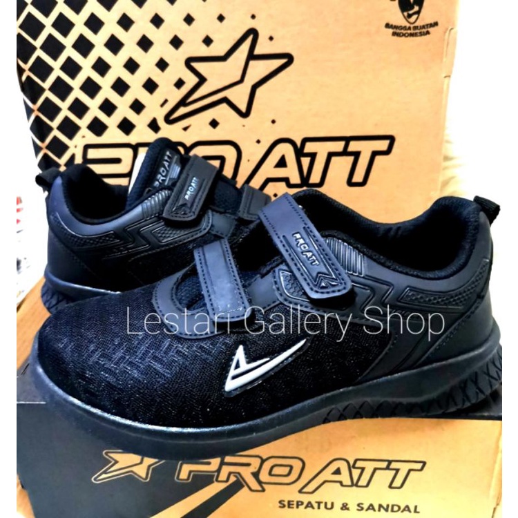 SEPATU SEKOLAH PROATT SIZE 35-38 FREE KAUS KAKI