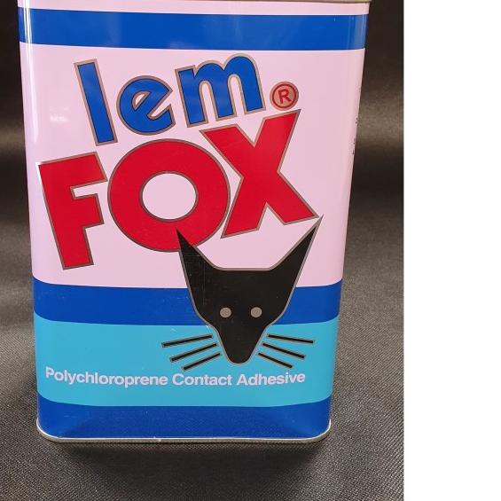 

Lem Fox Biru 1 Galon (2.5 kg) - Lem Kuning Busa Kulit Vinyl